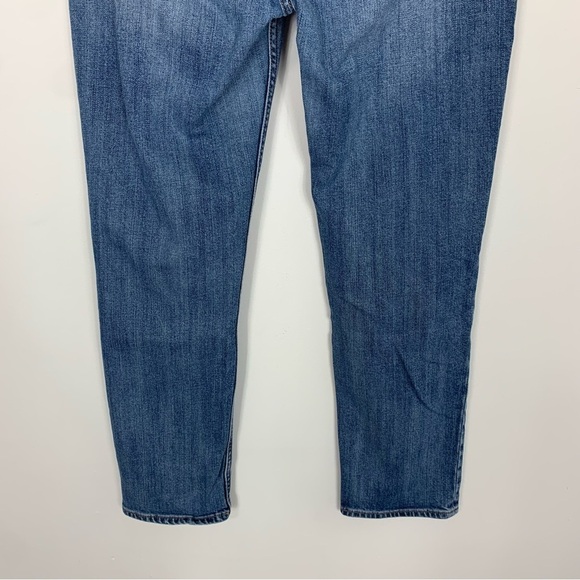 Old Navy Boyfriend Straight Leg Jeans Medium Wash Size 8 - Picture 7 of 9